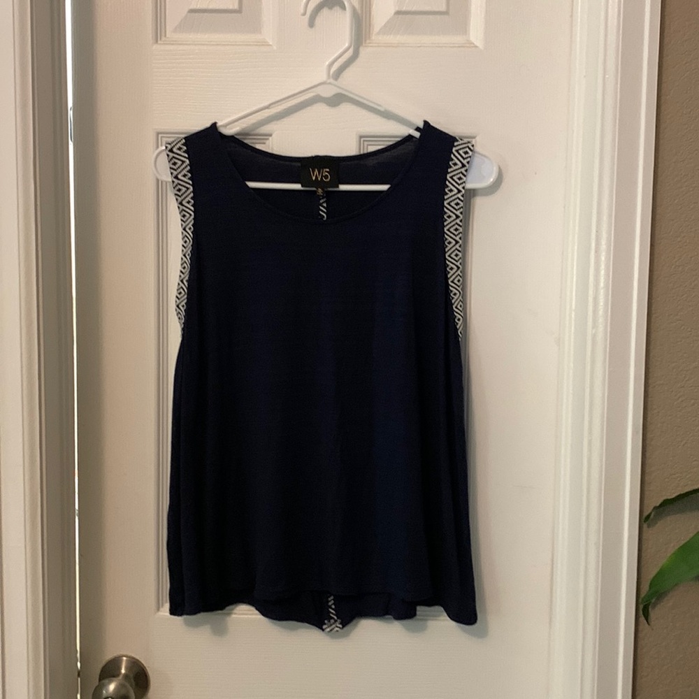 Navy tank top with pattered hem and back size M